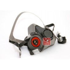 Respirator 3M 6200 for respiratory protection.